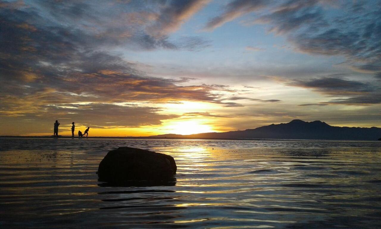 Apo Diver Beach Resort San Juan  Esterno foto