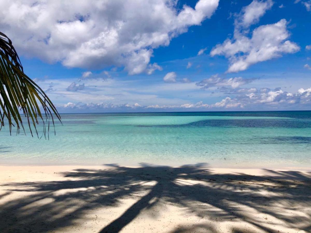 Apo Diver Beach Resort San Juan  Esterno foto