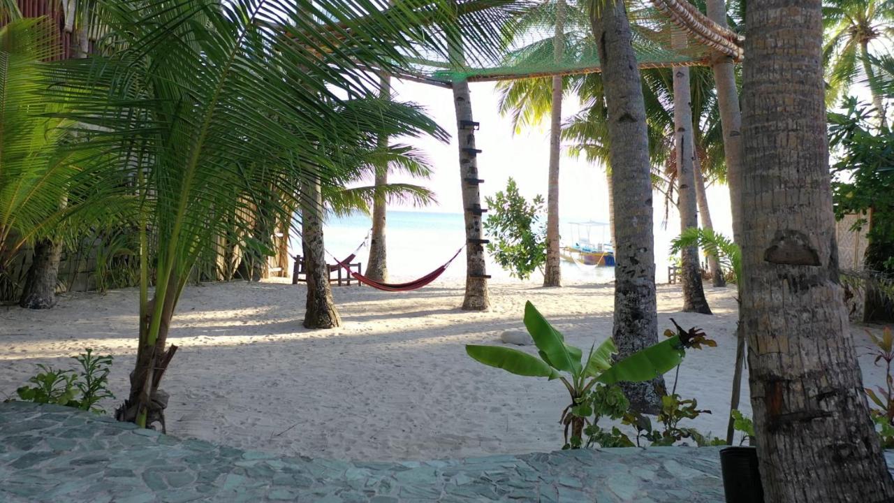 Apo Diver Beach Resort San Juan  Esterno foto