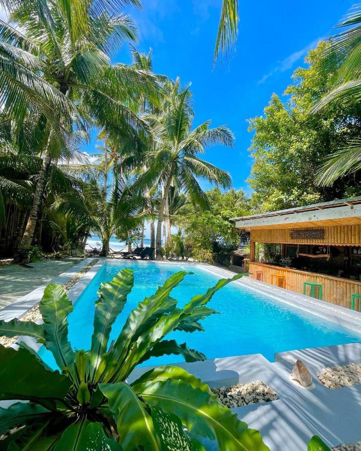 Apo Diver Beach Resort San Juan  Esterno foto