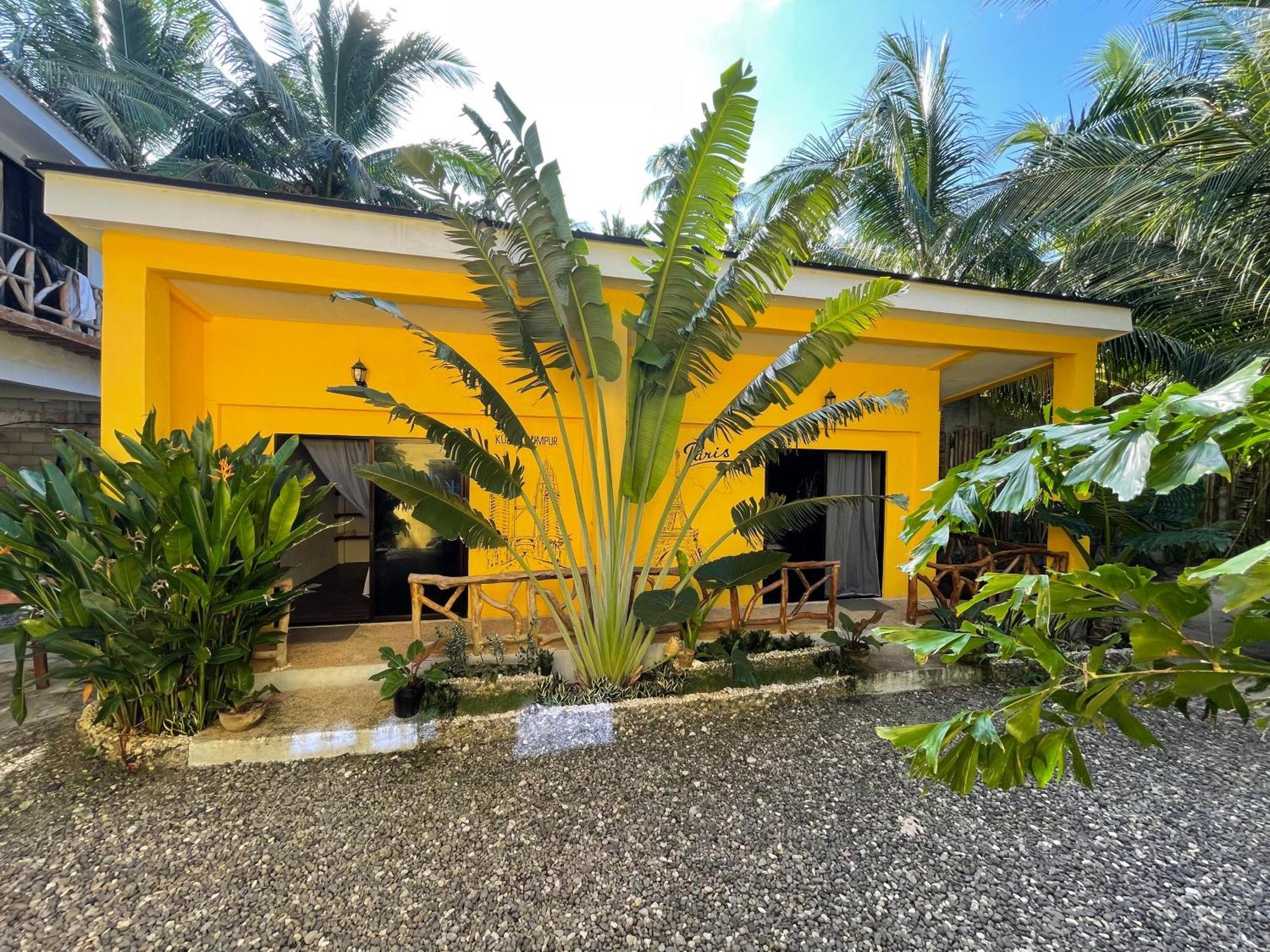 Apo Diver Beach Resort San Juan  Esterno foto