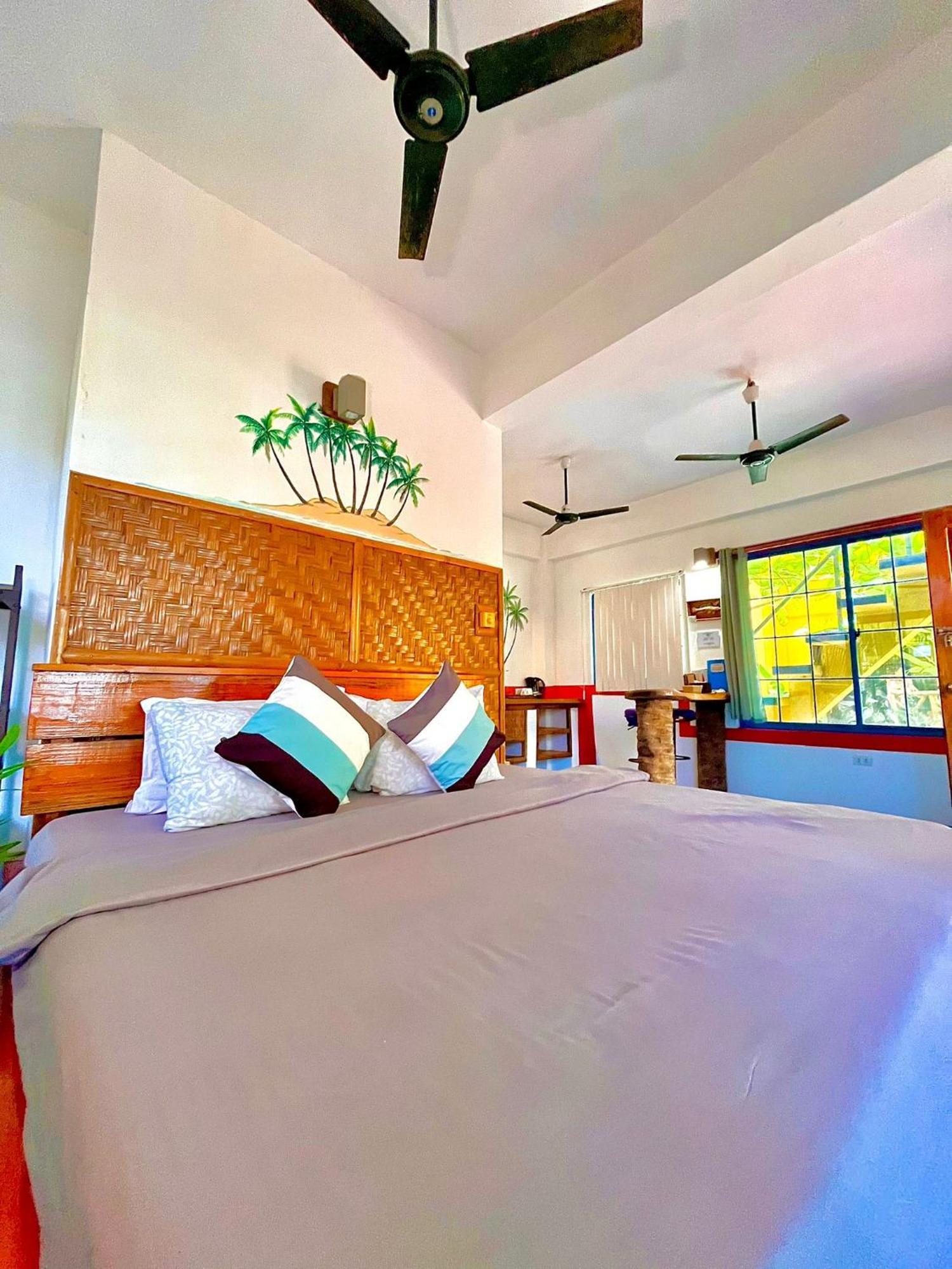Apo Diver Beach Resort San Juan  Esterno foto